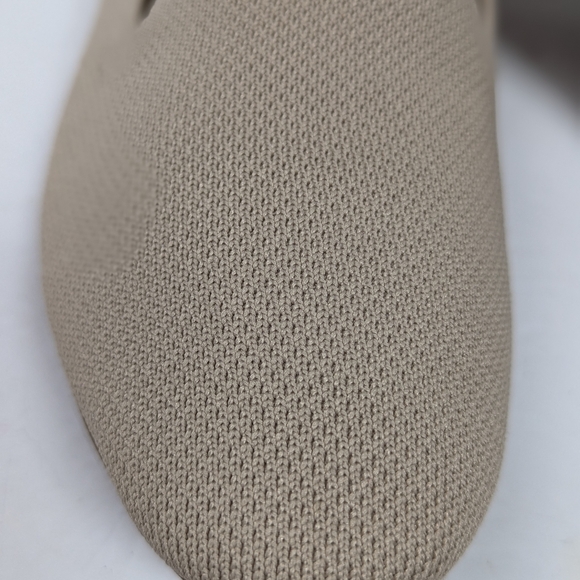 Torrid Beige Mesh Woven Loafers Slip On Flats Size 8WW Casual Weekend - Picture 3 of 12